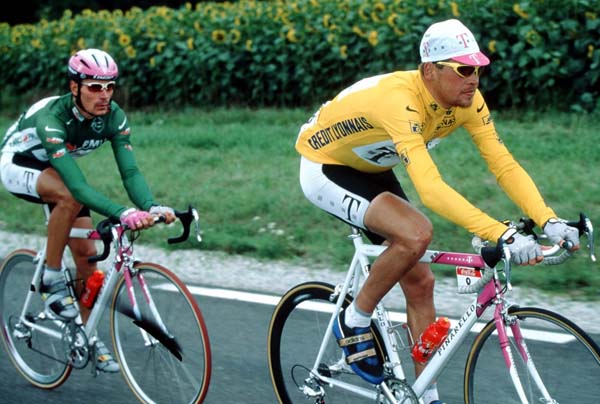 Tour de France 1997 Sieger Jan Ullrich in Gelb und Erik Zabel in Gruen ROTH_FOTO 02238_962790